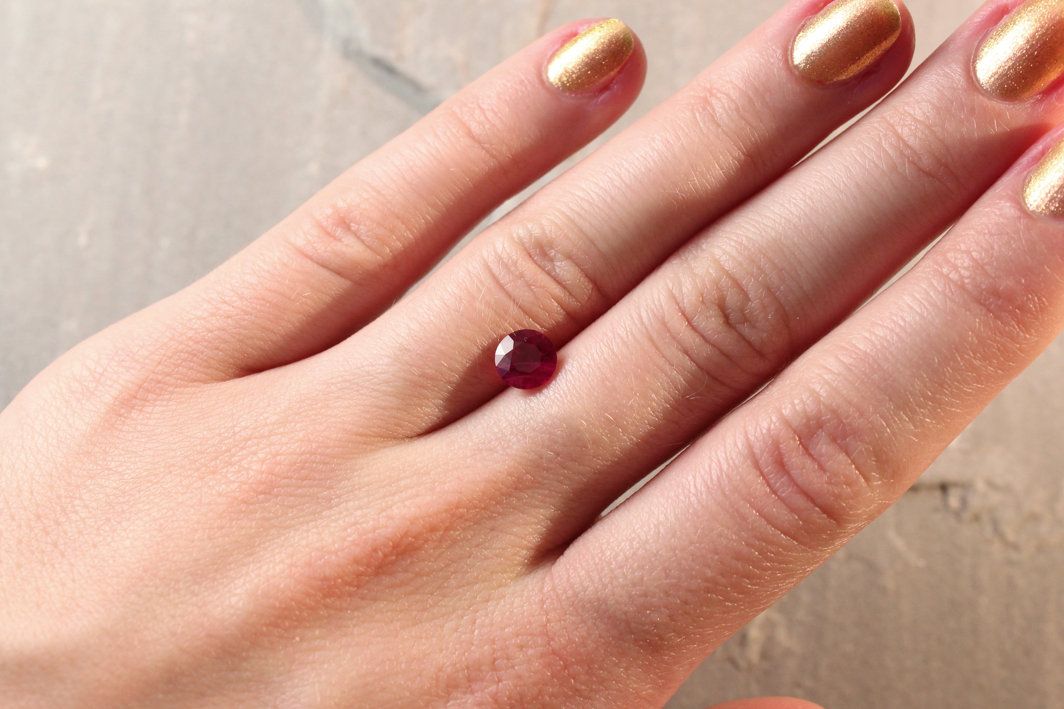 1.32ct Round Ruby, H(a), Myanmar - 6.50 - 6.55 x 3.75mm