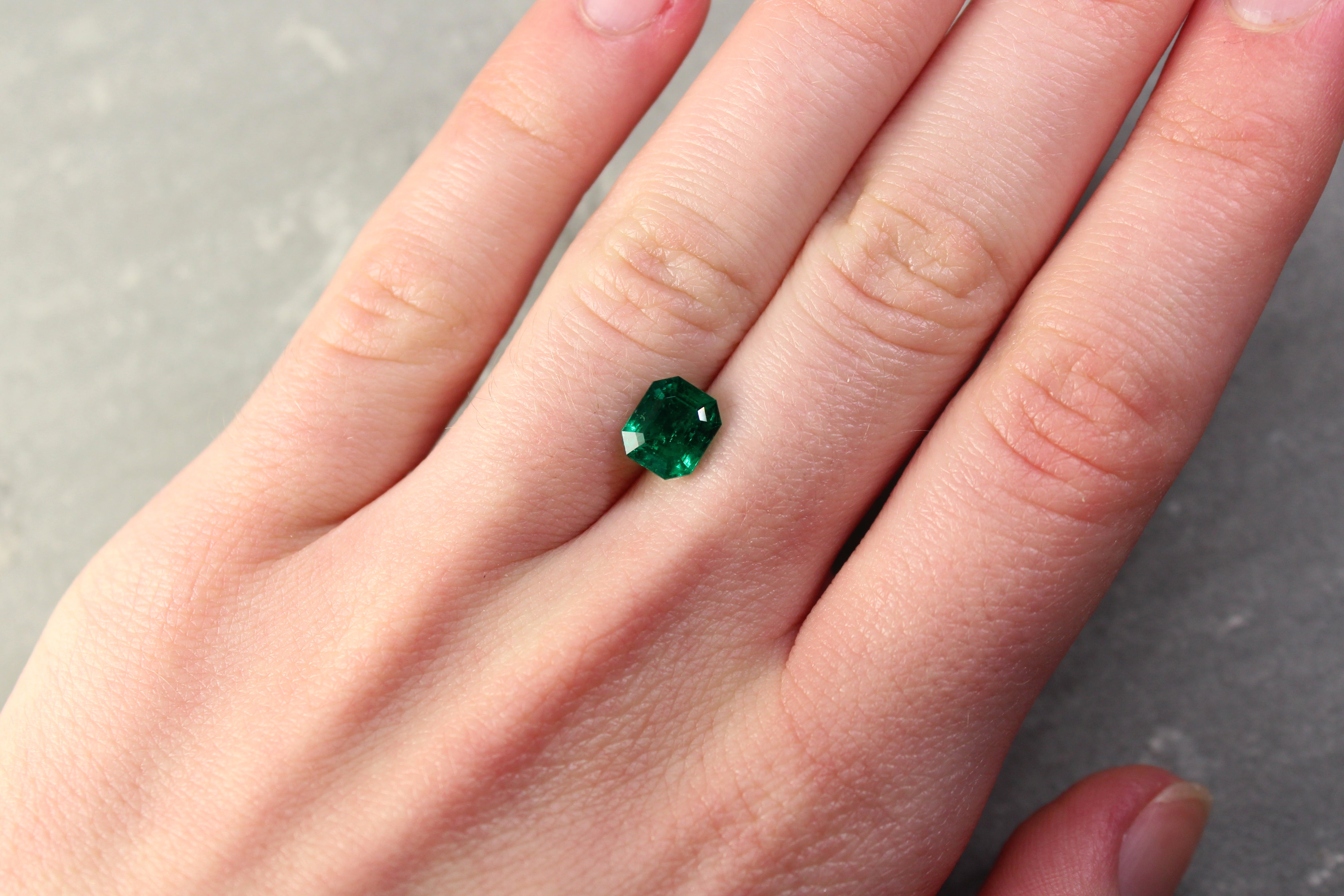 1.62ct Octagon Emerald, Moderate Oil, Colombia - 7.50 x 6.42 x 5.19mm