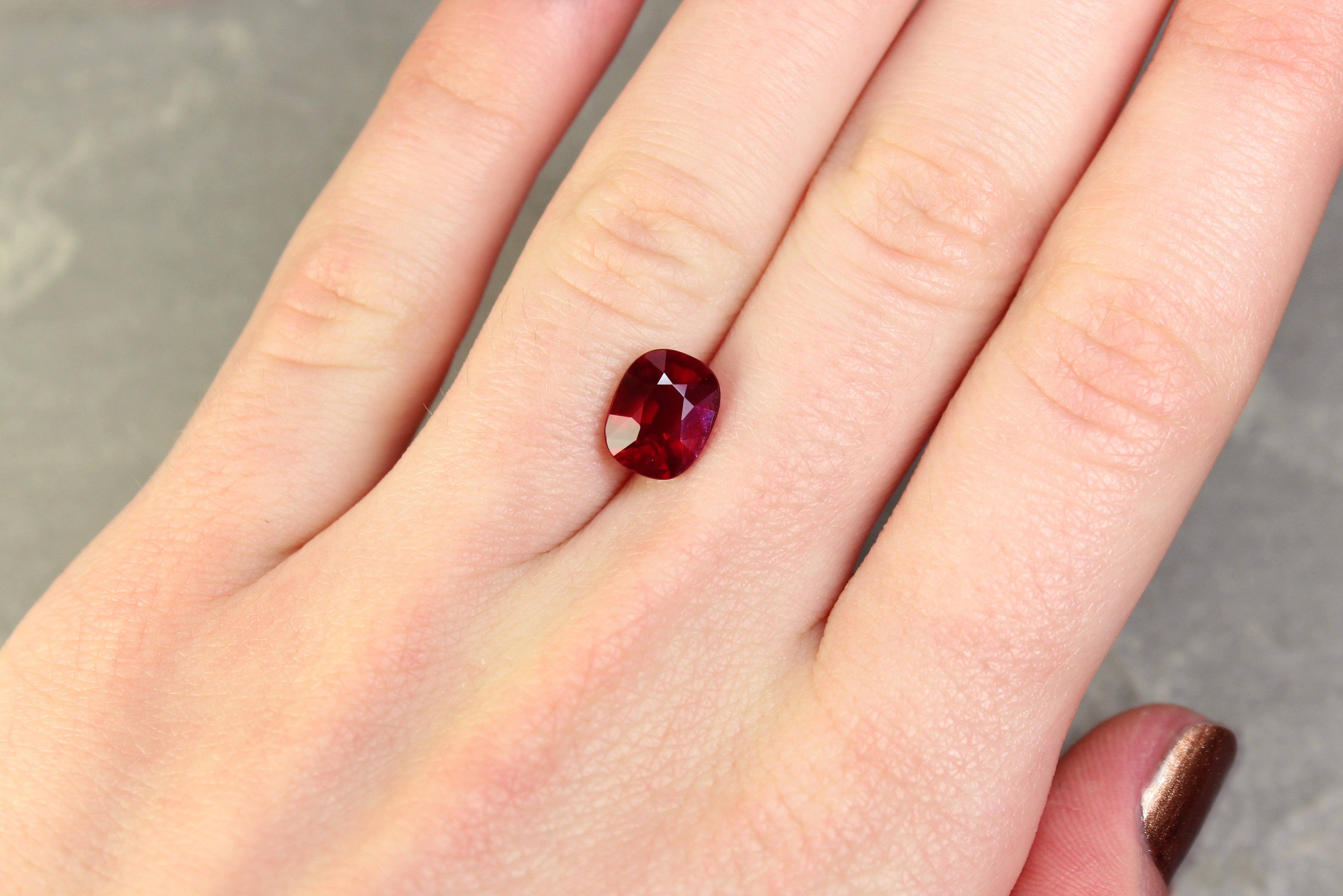 Ruby, Red, Cushion, H(b), Mozambique