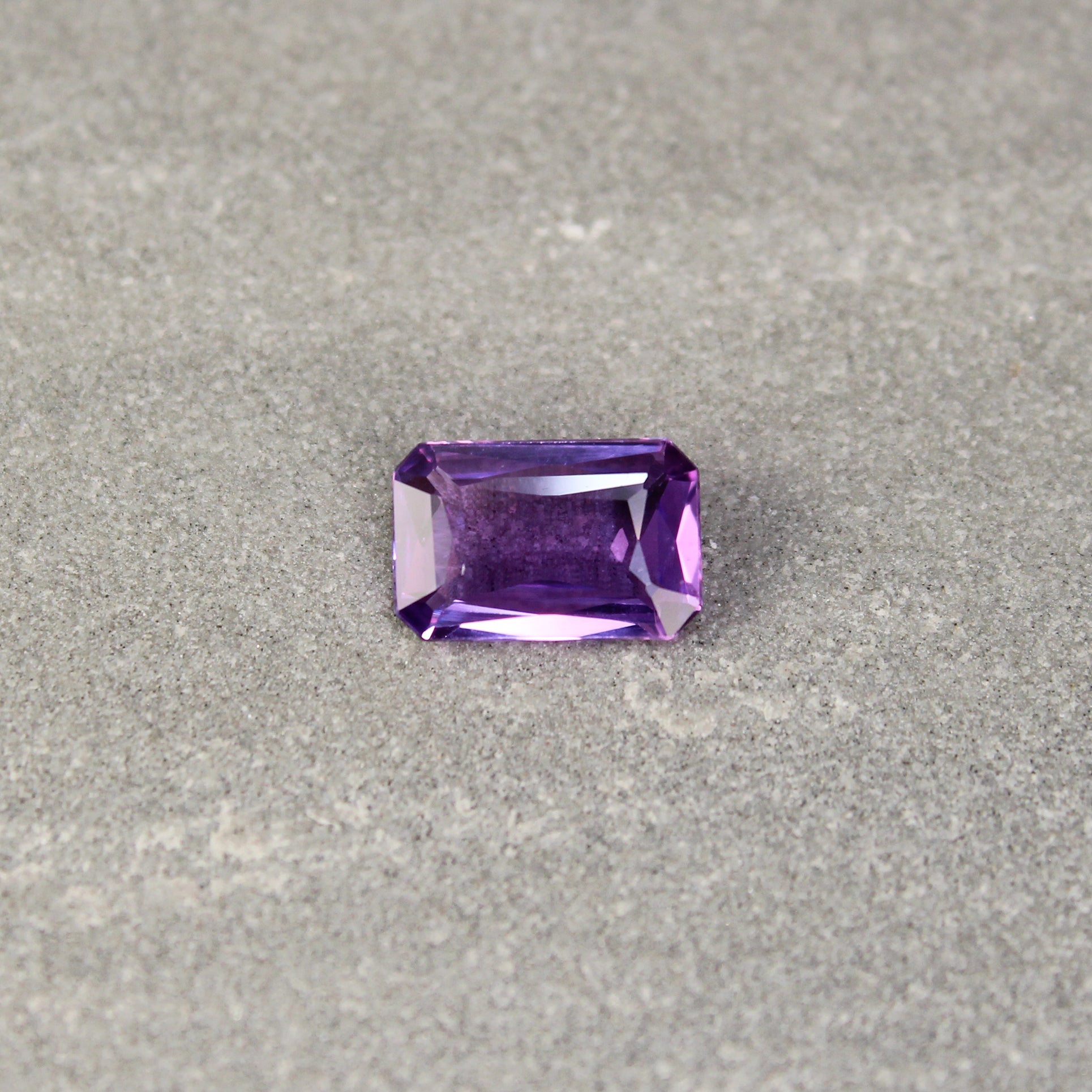 2.00ct Purple, Octagon Sapphire, No Heat, Madagascar - 9.79 x 6.38 x 2.83mm