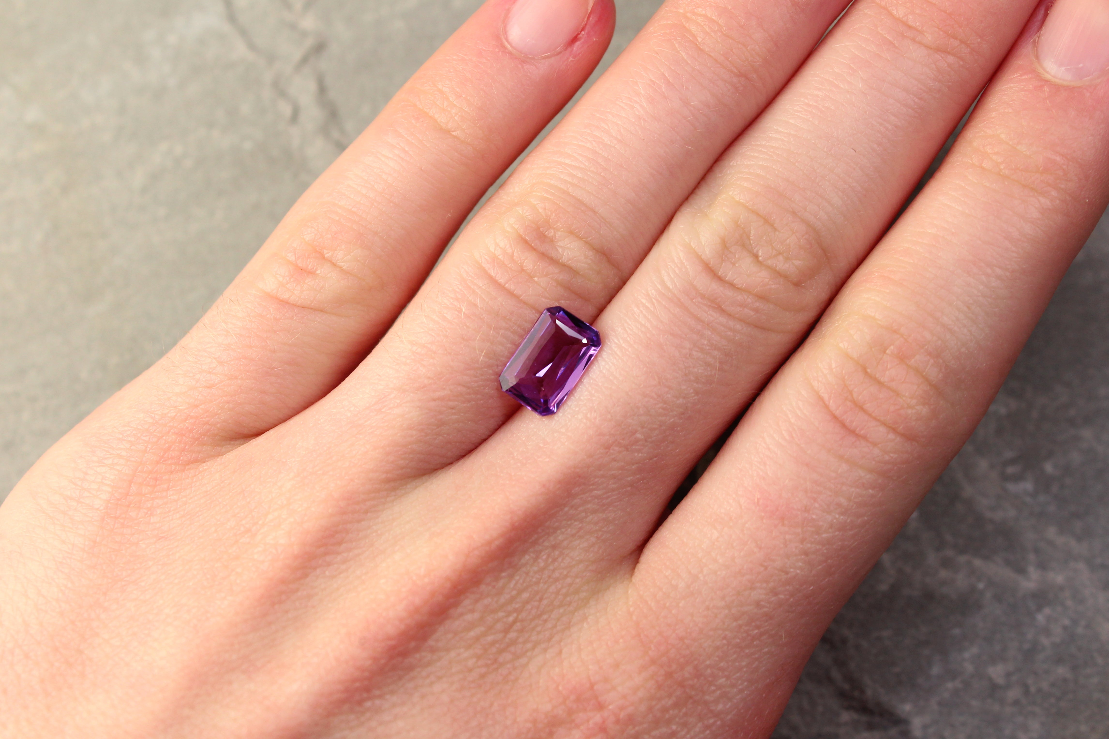 2.00ct Purple, Octagon Sapphire, No Heat, Madagascar - 9.79 x 6.38 x 2.83mm