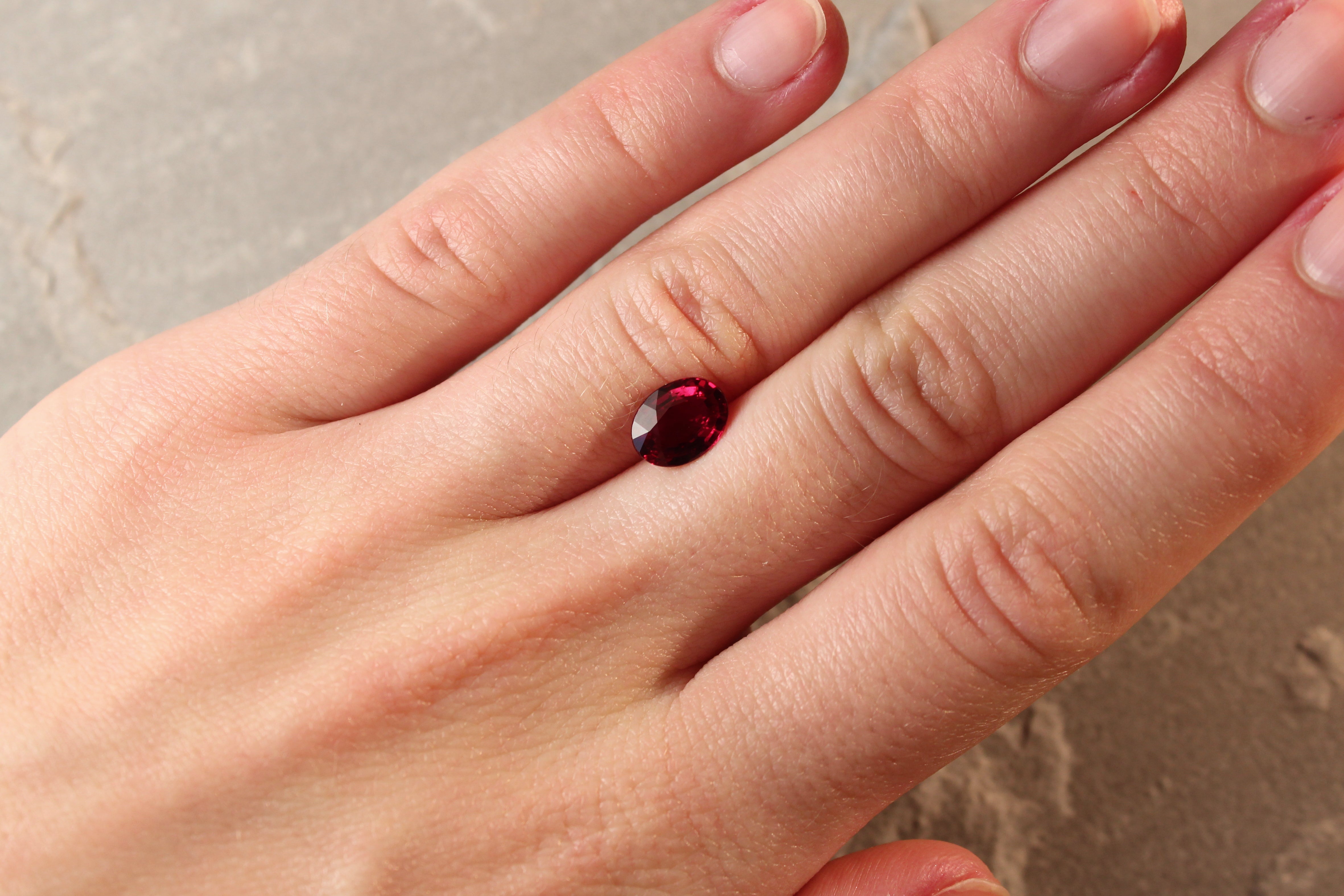 2.00ct Vivid, Pigeon's Blood Red, Oval Ruby, No Heat, Mozambique - 8.89 x 6.46 x 4.02mm