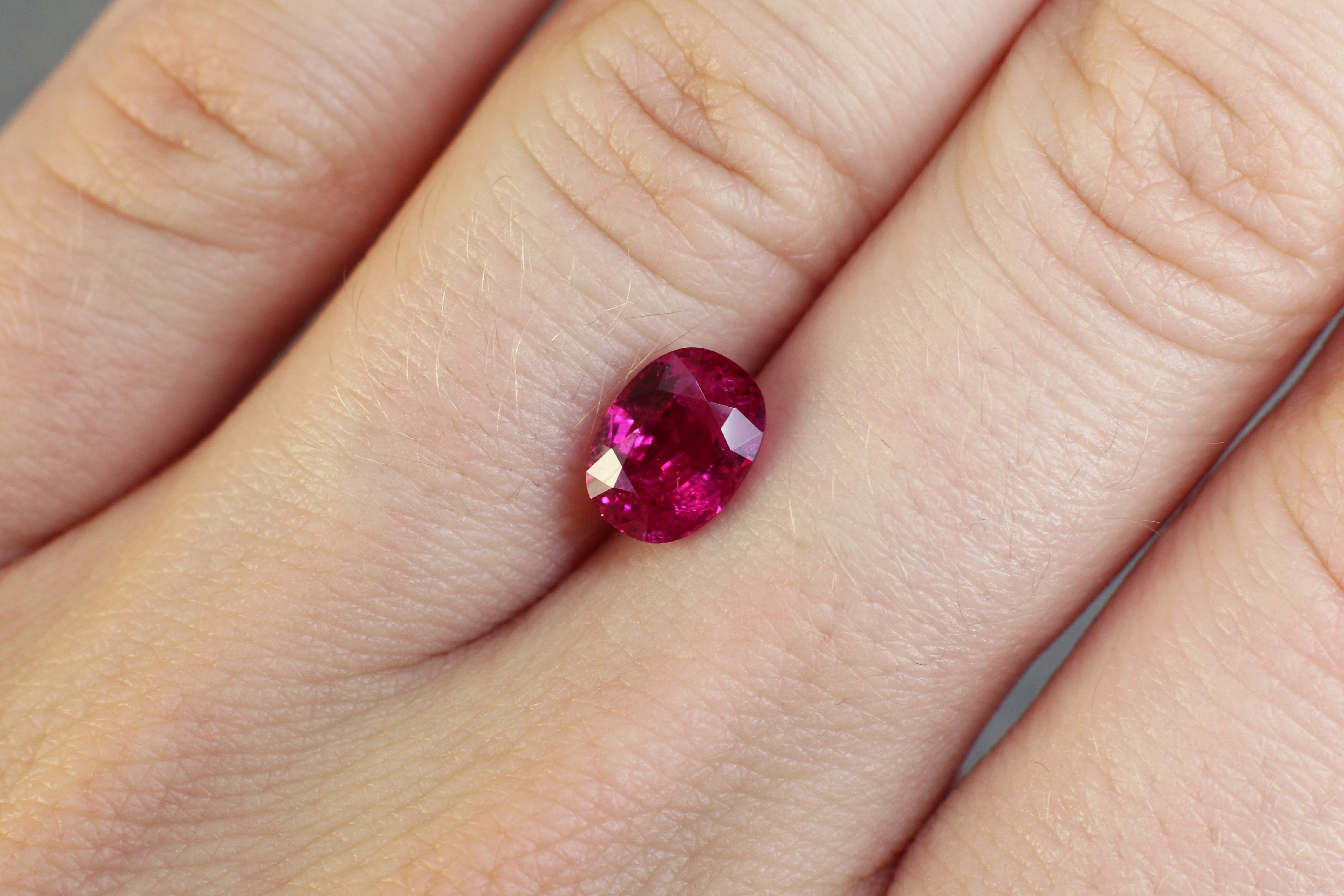 2.11ct Oval Ruby, No Heat, Myanmar - 8.13 x 6.06 x 4.53mm