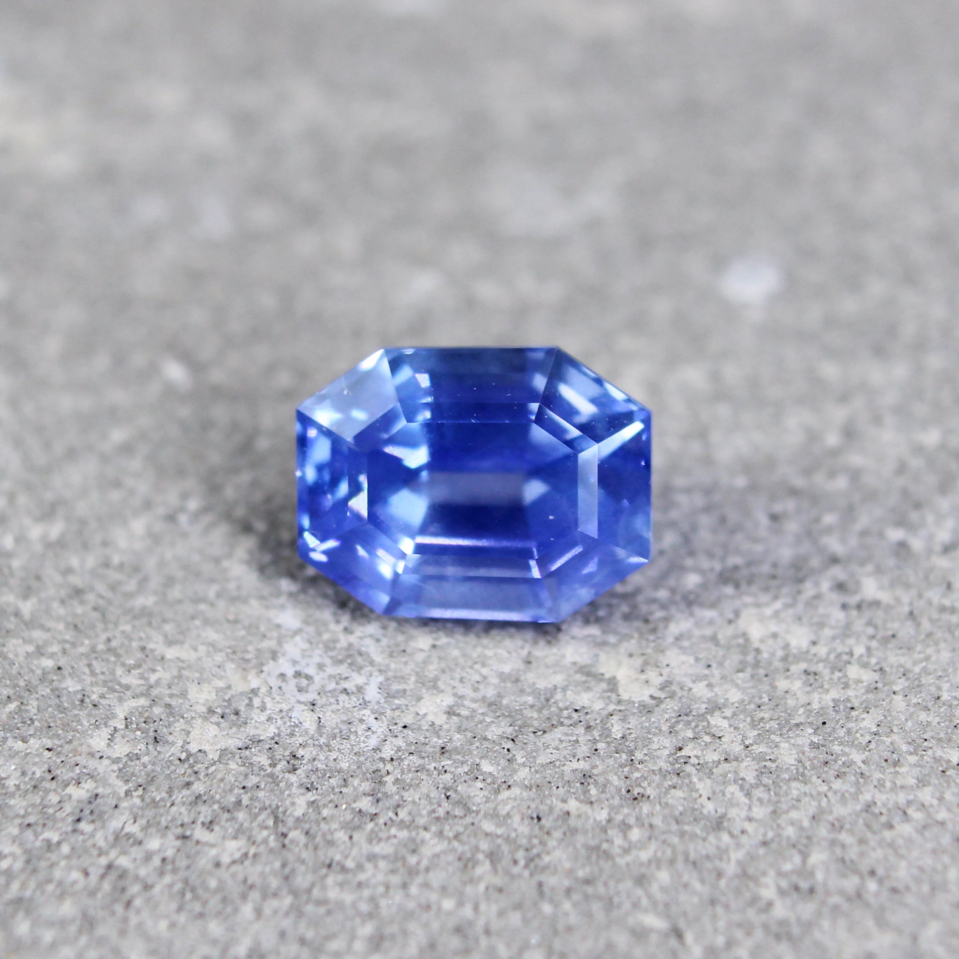 2.26ct Octagon Sapphire, Sri Lanka - 7.92 x 6.17 x 4.82mm
