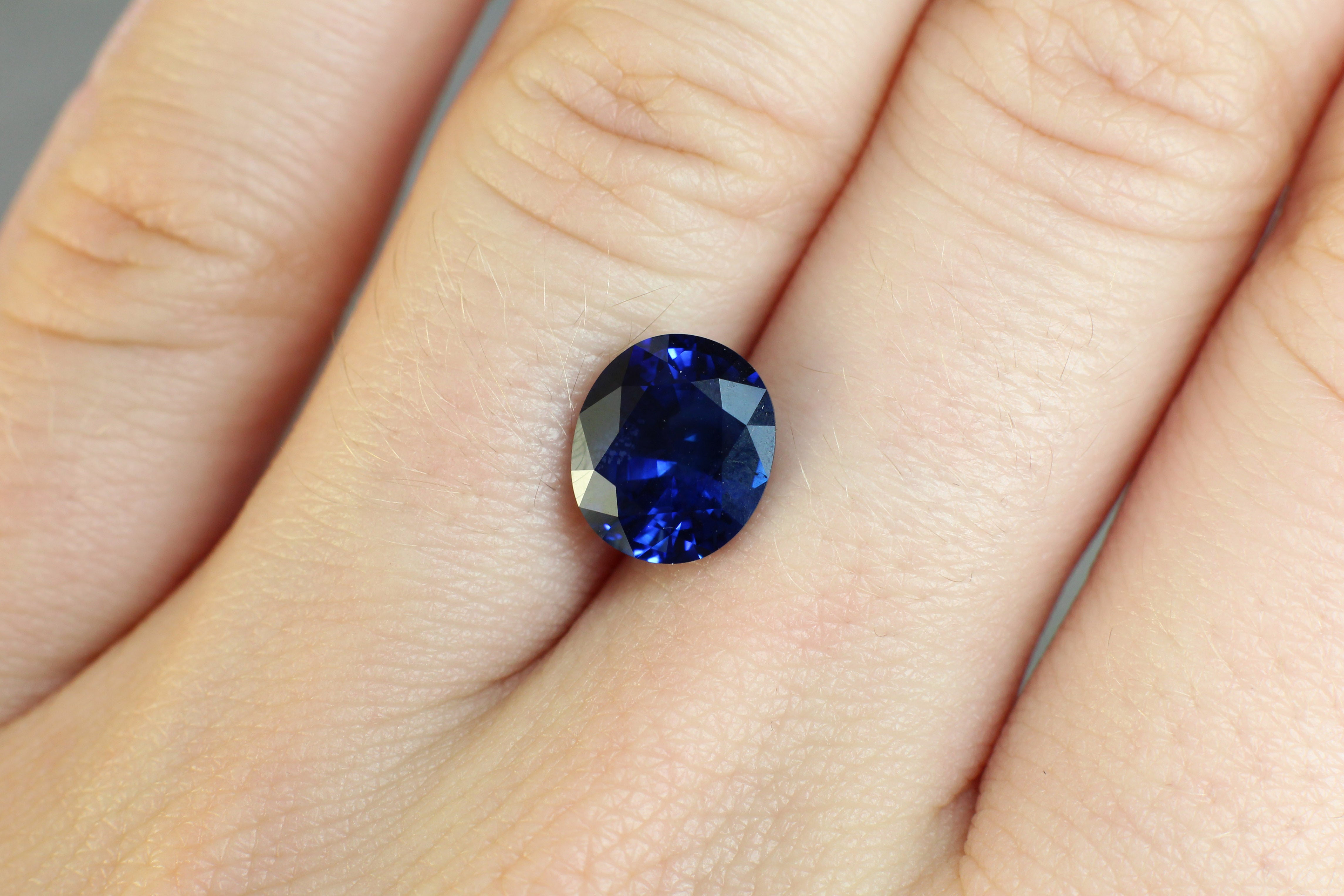 3.64ct Oval Sapphire, Heated, Madagascar - 9.41 x 8.25 x 5.81mm