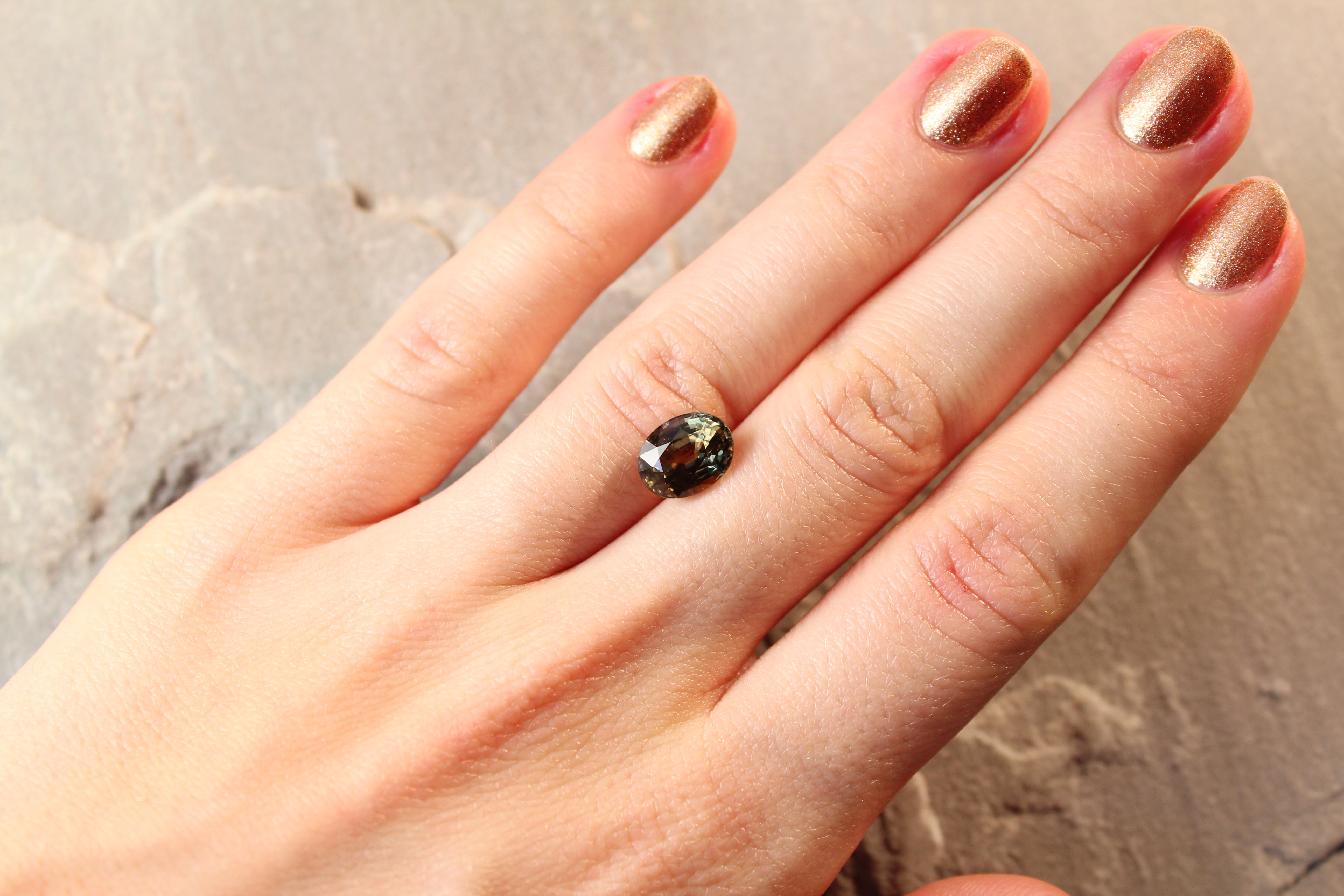 3.67ct Yellowish Green, Oval Sapphire, No Heat, Madagascar - 9.72 x 7.51 x 5.83mm