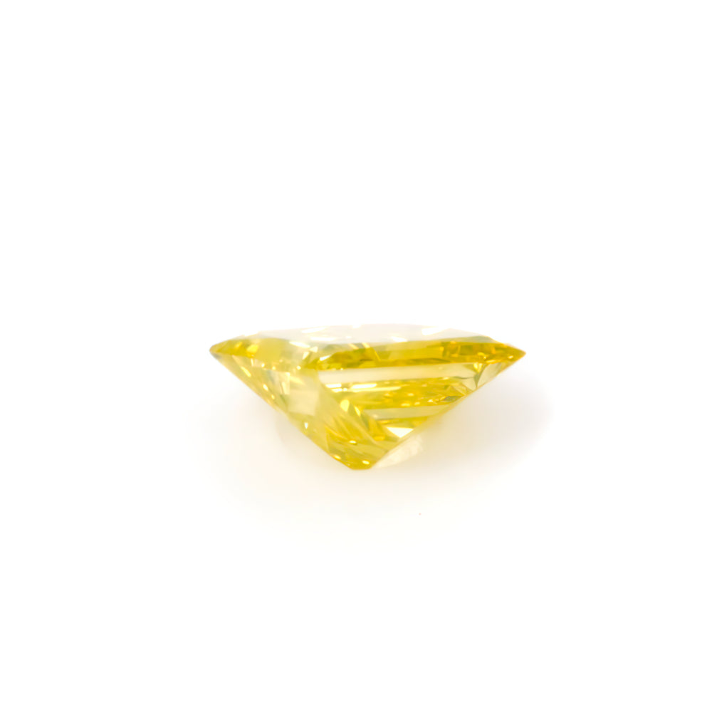 Colored Diamond, Greenish yellow, Vivid, SI2, Square, Untreated
