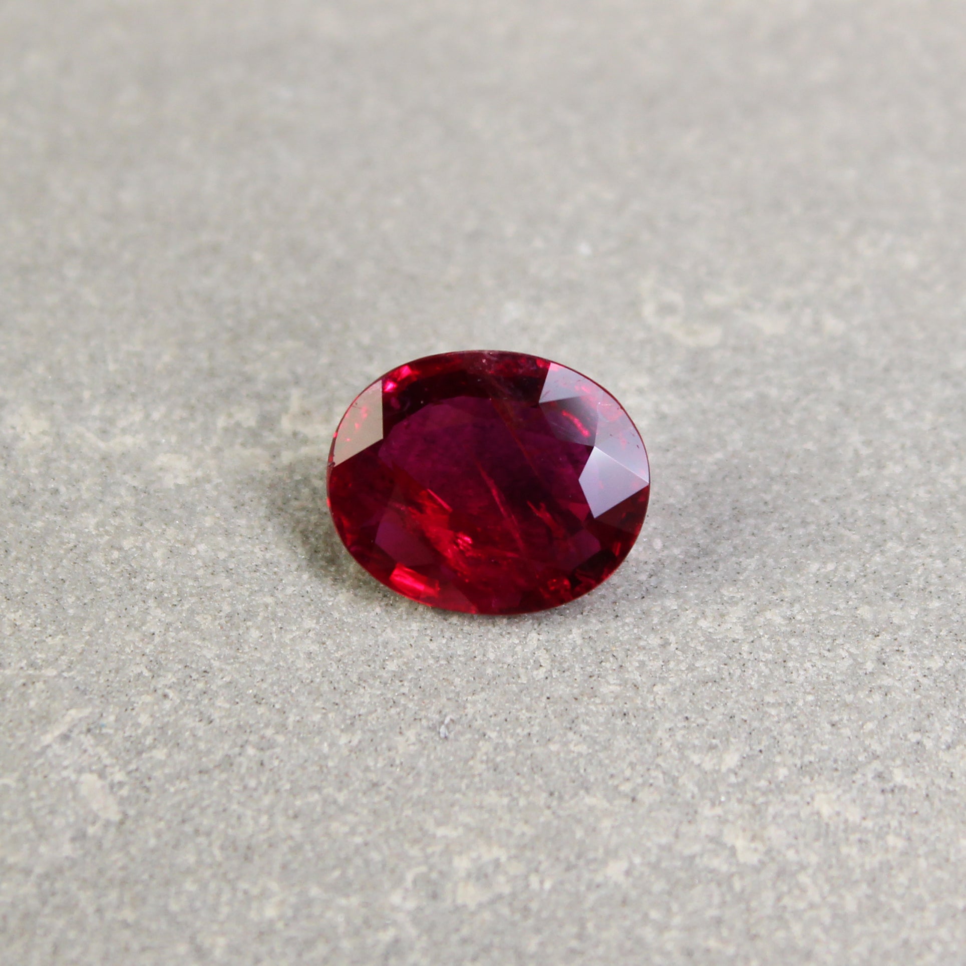 4.13ct Vivid Red, Oval Ruby, No Heat, Mozambique - 11.20 x 9.21 x 3.69mm