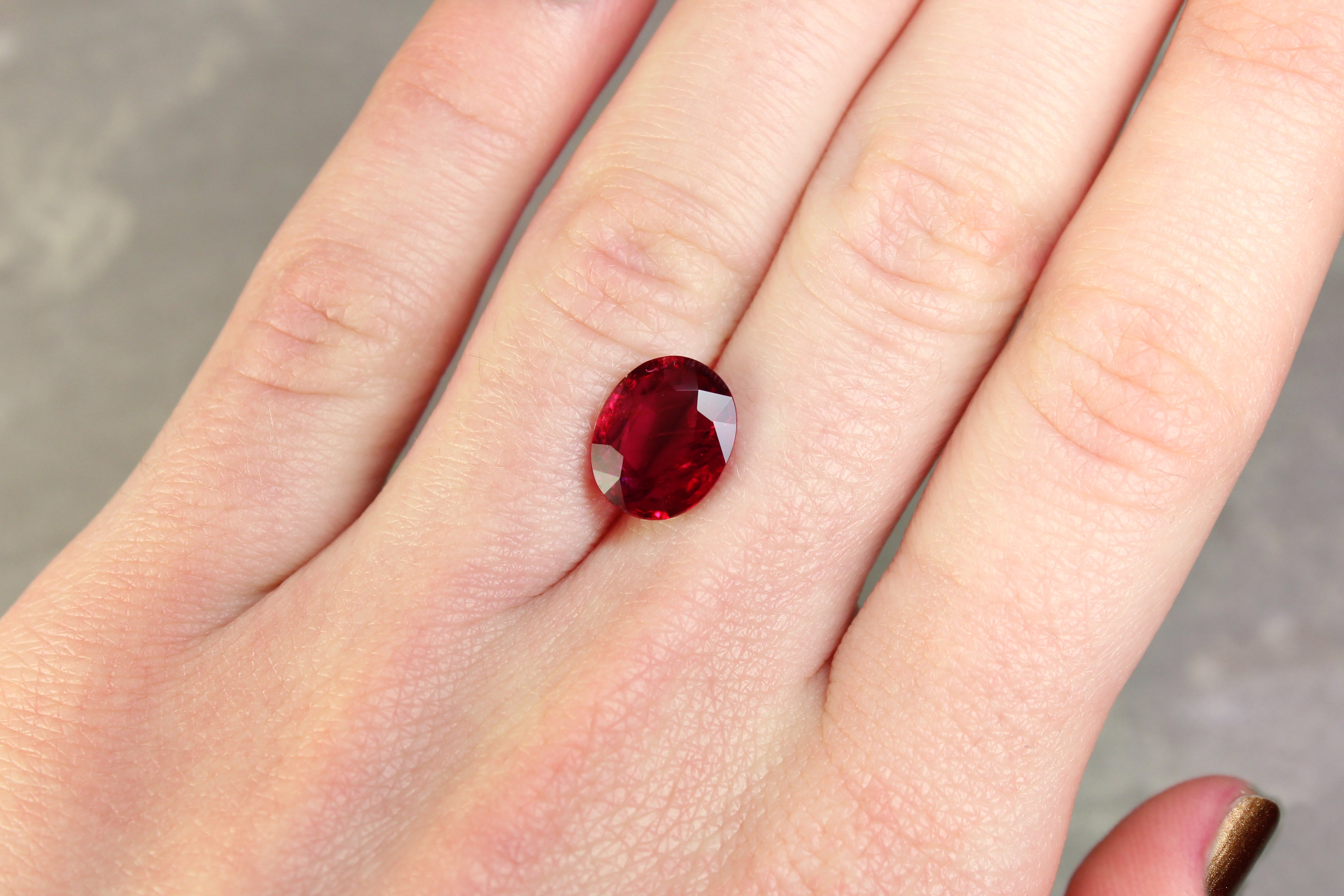 4.13ct Vivid Red, Oval Ruby, No Heat, Mozambique - 11.20 x 9.21 x 3.69mm