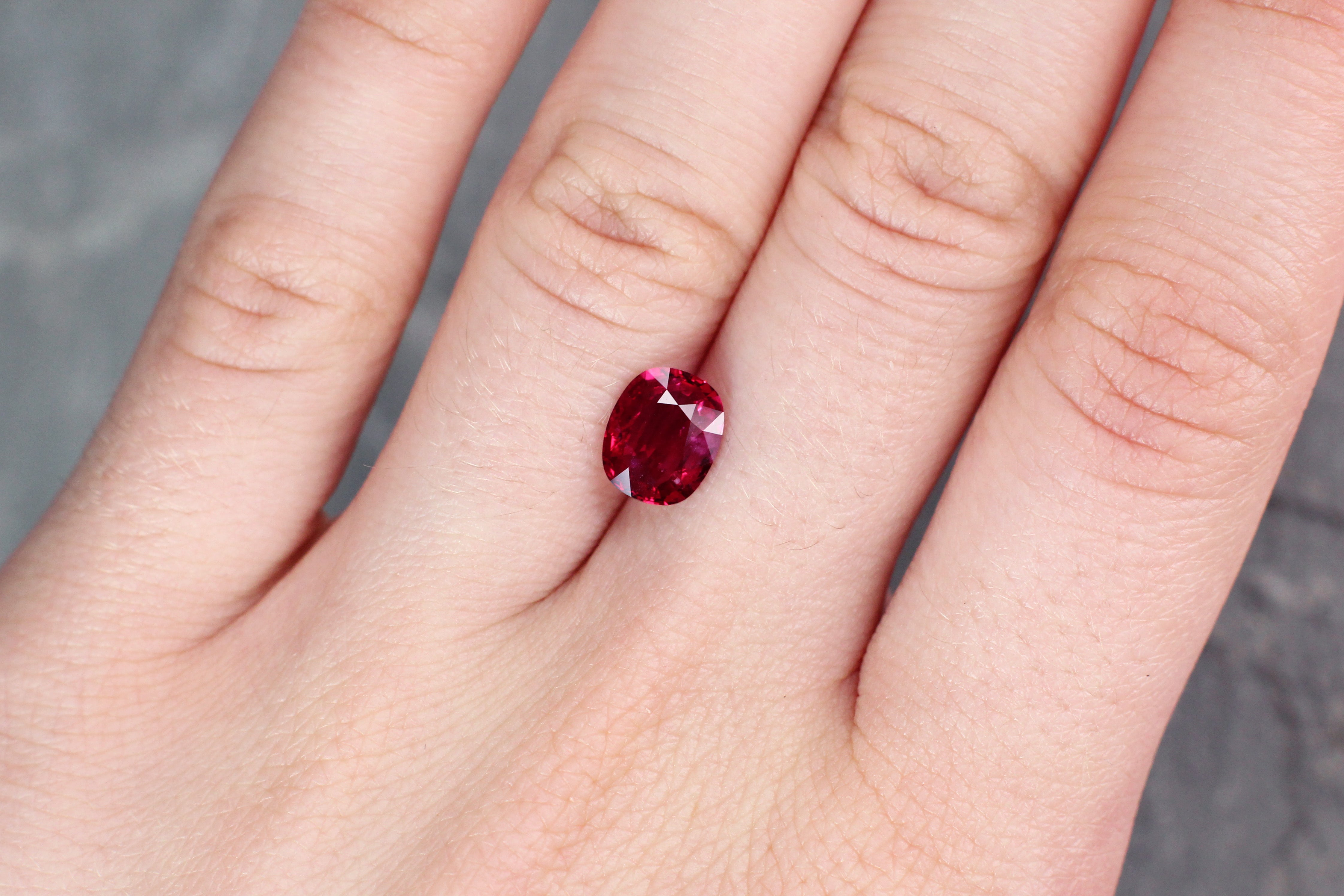 2.07ct Cushion Ruby, H(a), Mozambique - 8.44 x 6.94 x 3.47mm