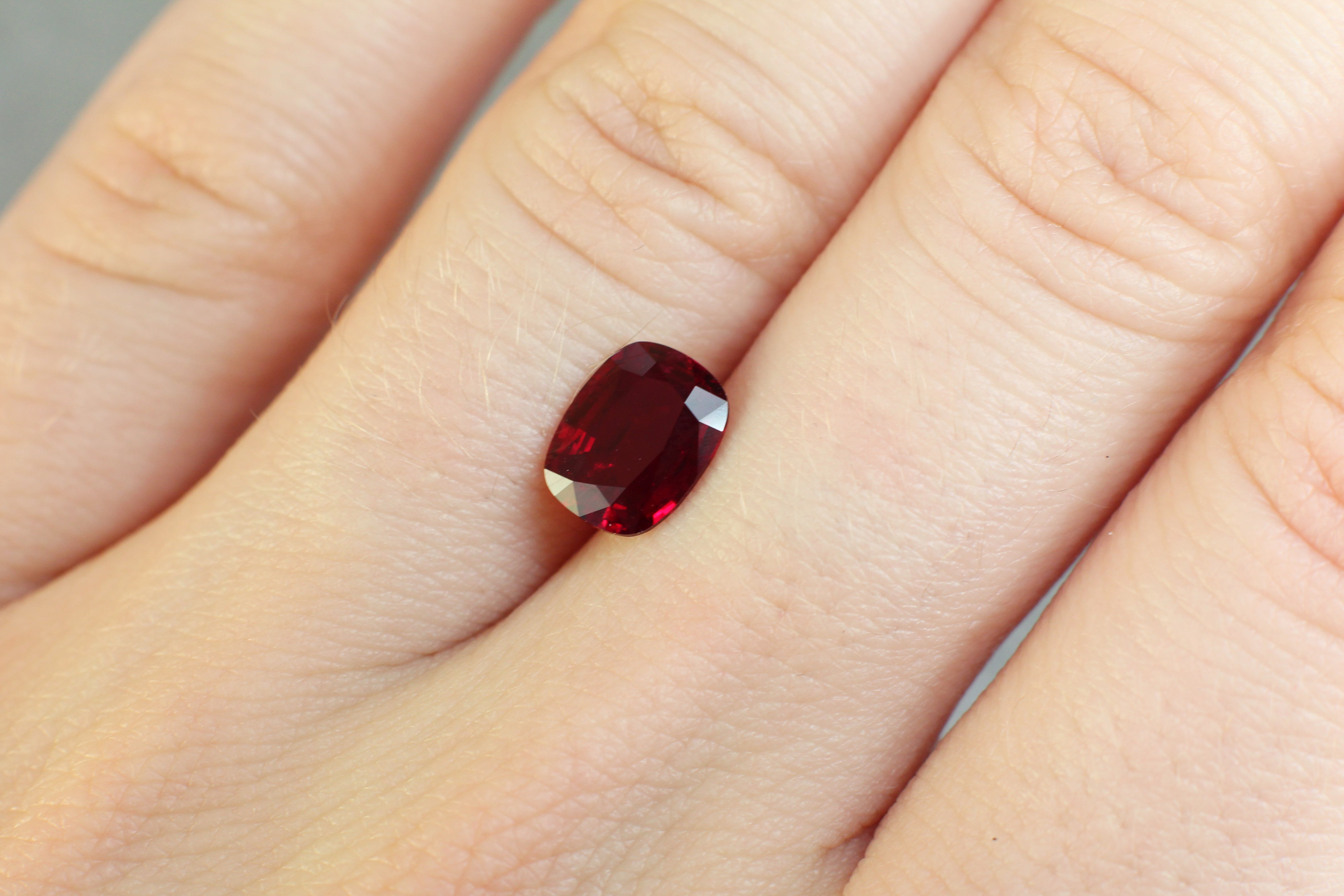 1.54ct Cushion Ruby, H(a), Mozambique - 8.26 x 6.43 x 2.93mm