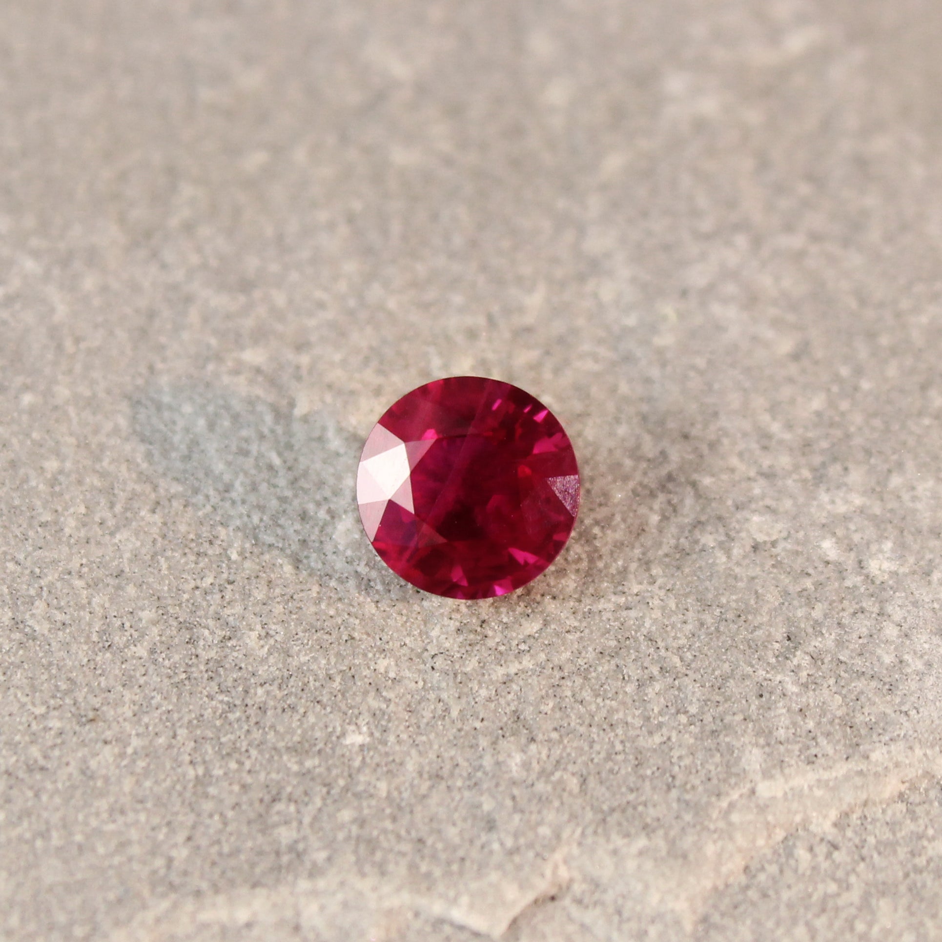 1.32ct Round Ruby, H(a), Myanmar - 6.50 - 6.55 x 3.75mm