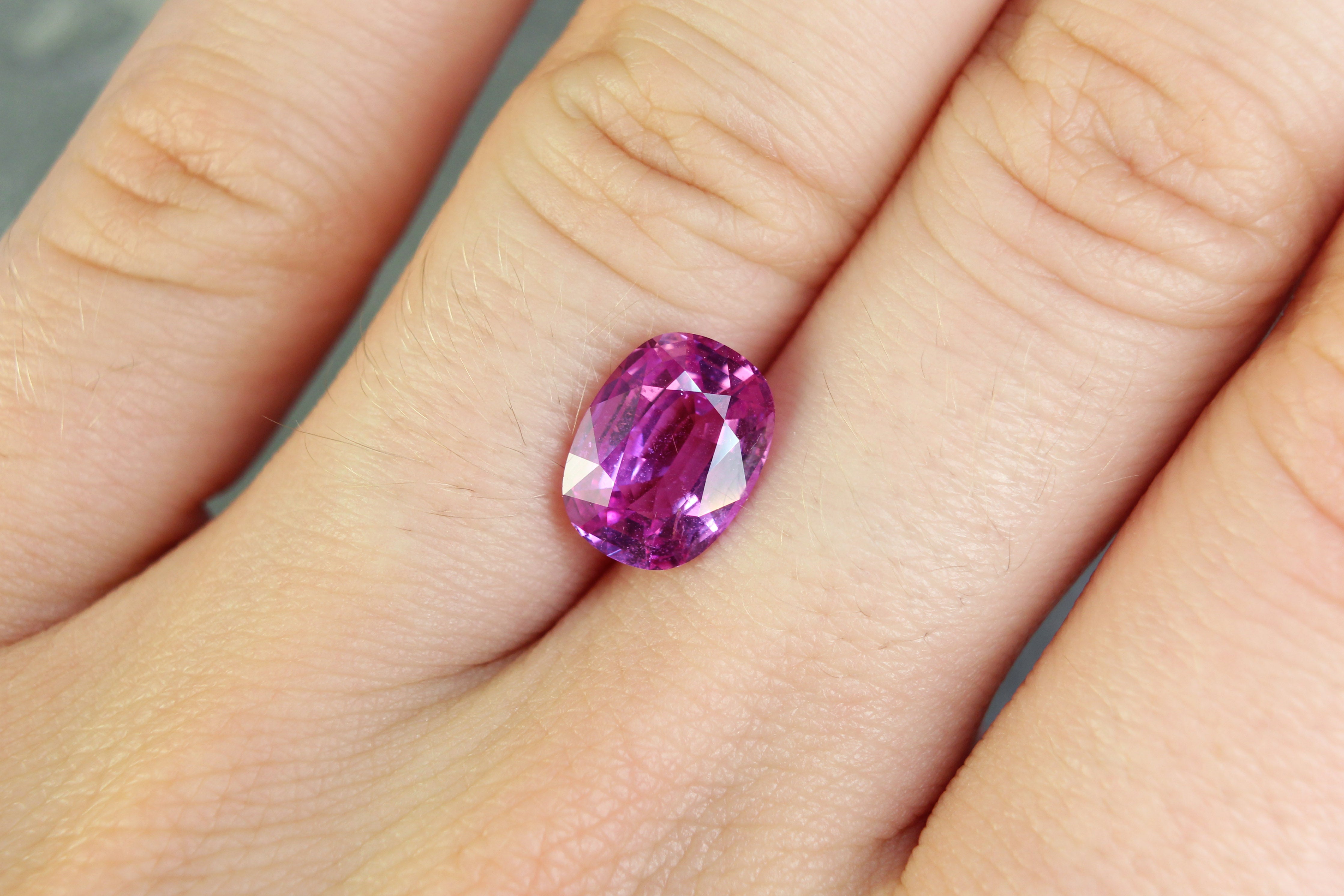 3.20ct Purplish Pink, Cushion Sapphire, Heated, Madagascar - 10.21 x 7.69 x 4.53mm