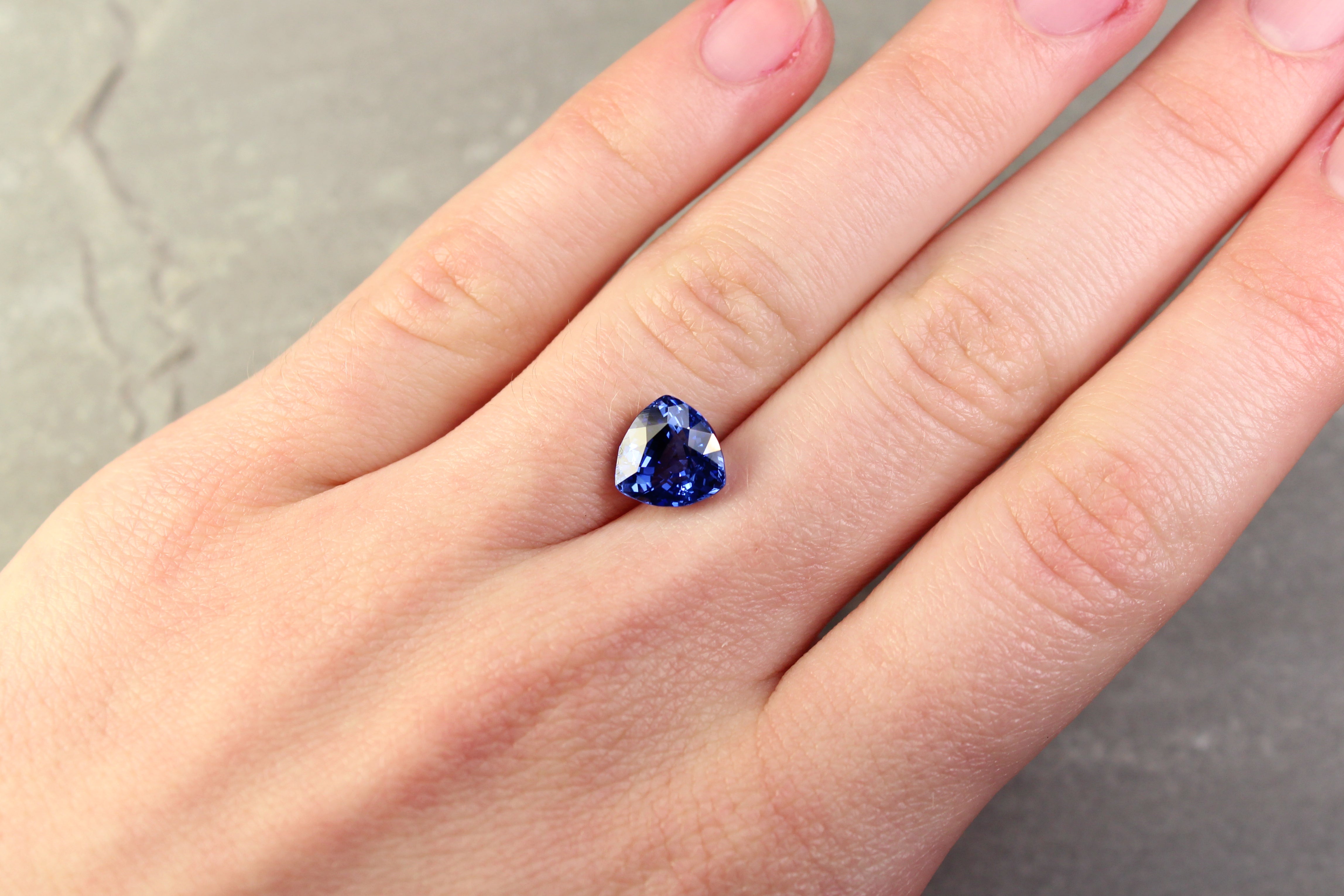 3.70ct Triangular Sapphire, Sri Lanka - 8.97 x 8.90 x 5.77mm