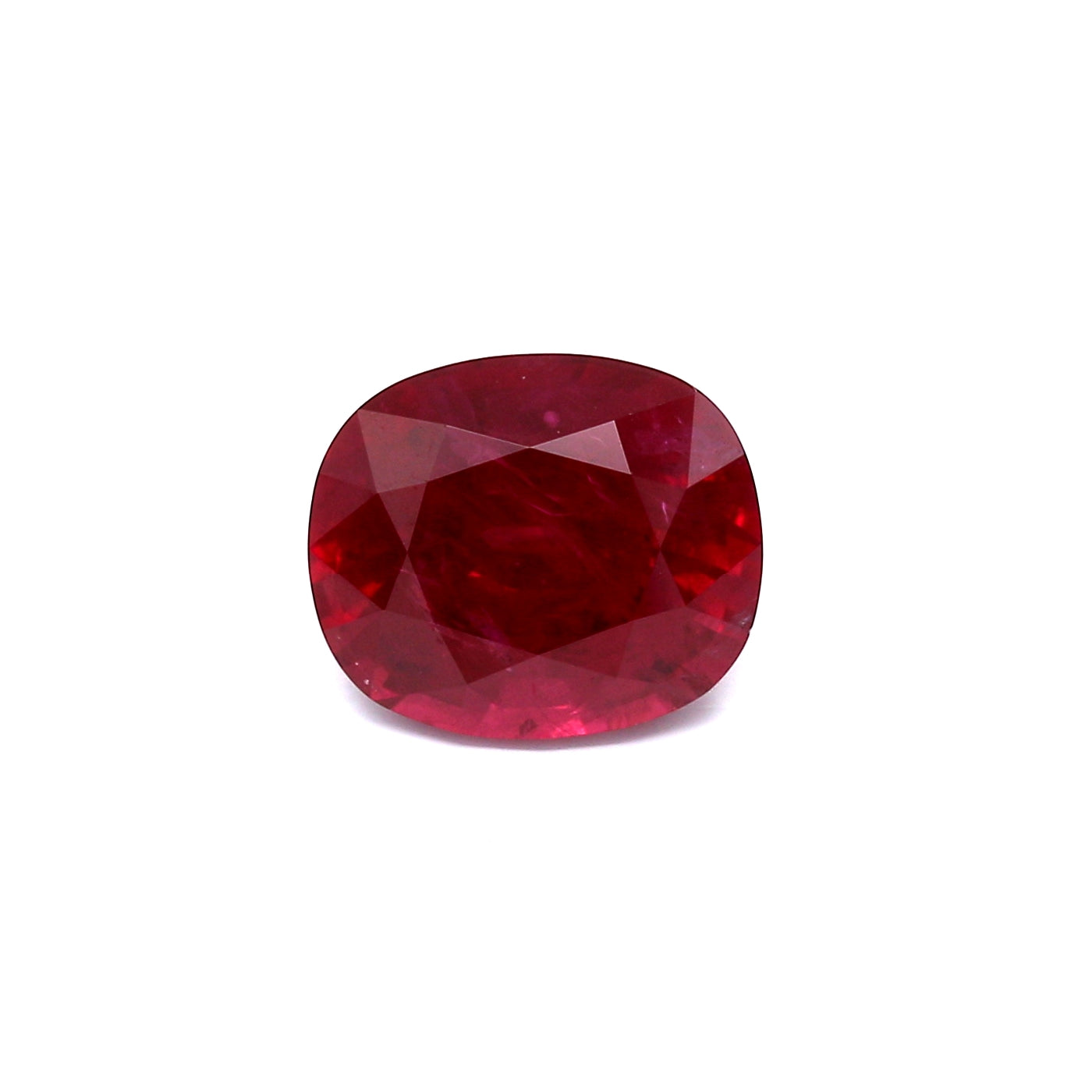 4.40ct Cushion Ruby, Thailand - 10.11 x 8.62 x 6.14mm