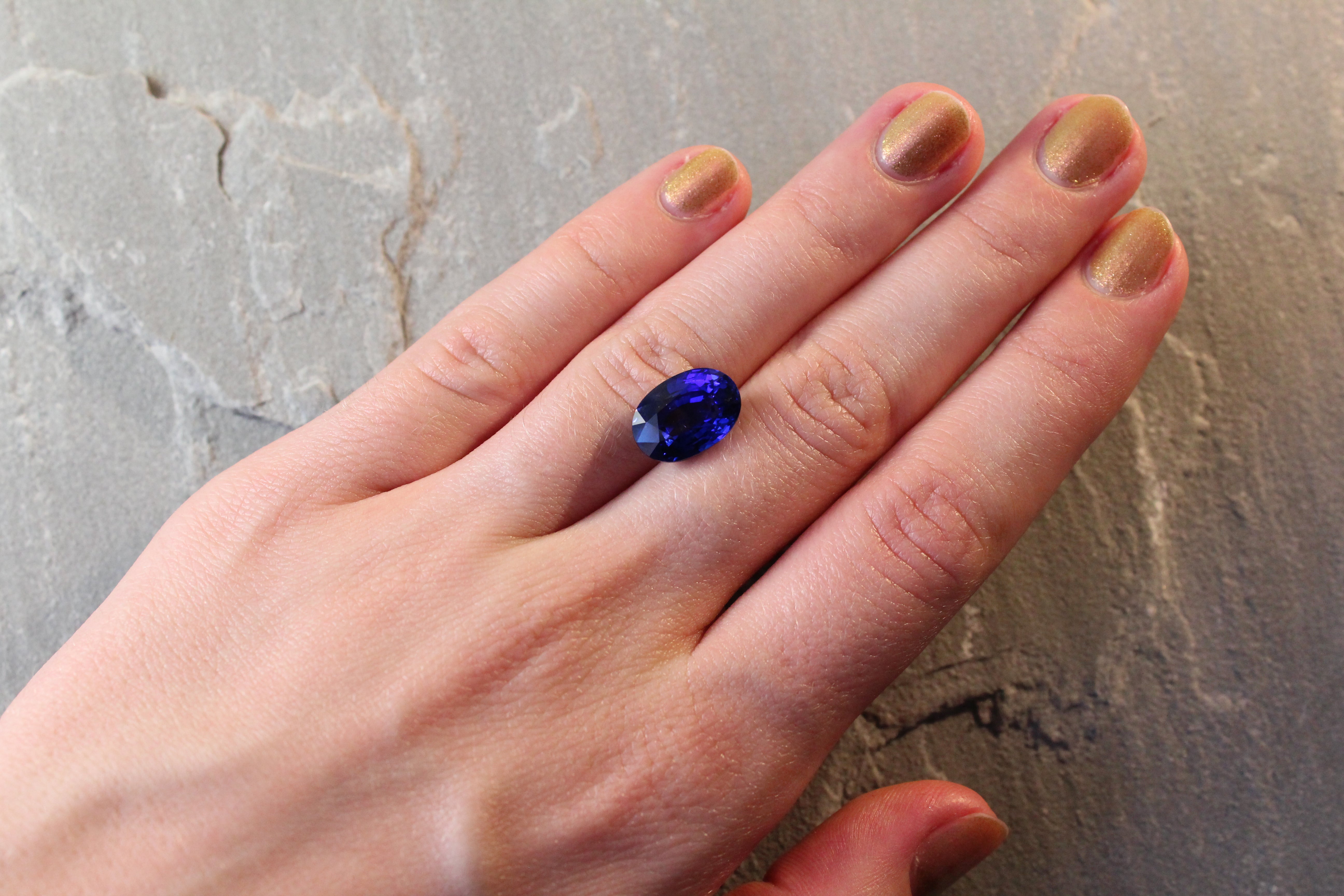 7.51ct Vivid, Royal Blue, Oval Sapphire, Sri Lanka - 12.77 x 9.04 x 7.04mm