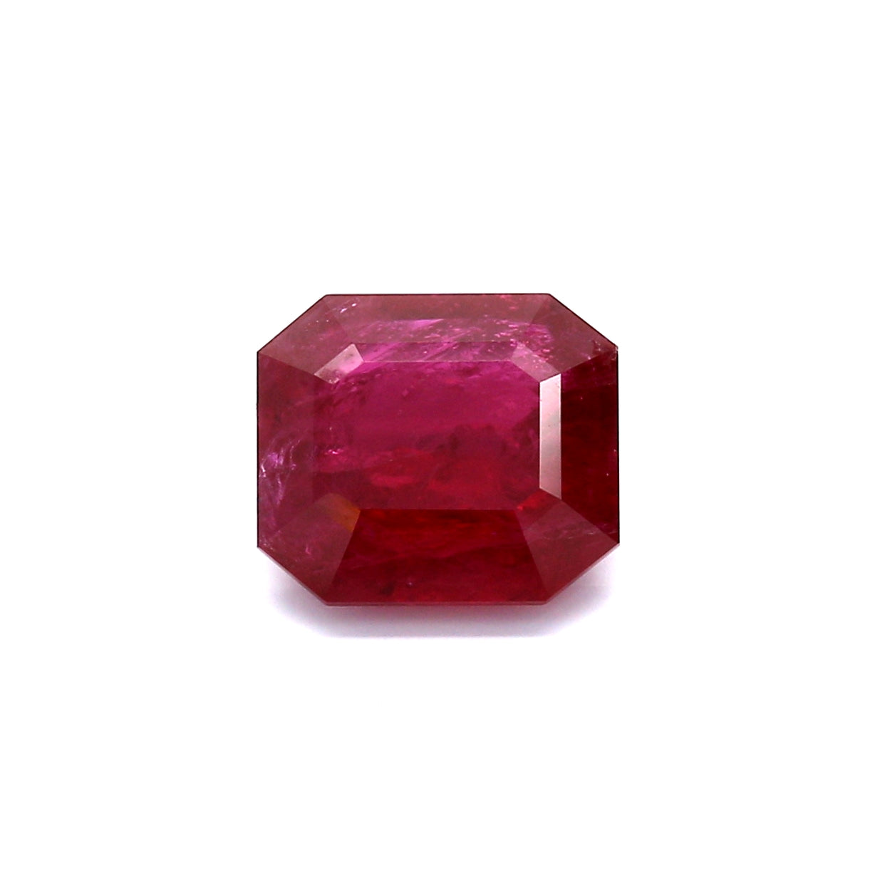 3.03ct Octagon Ruby, H(b), Thailand - 8.84 x 7.75 x 4.28mm