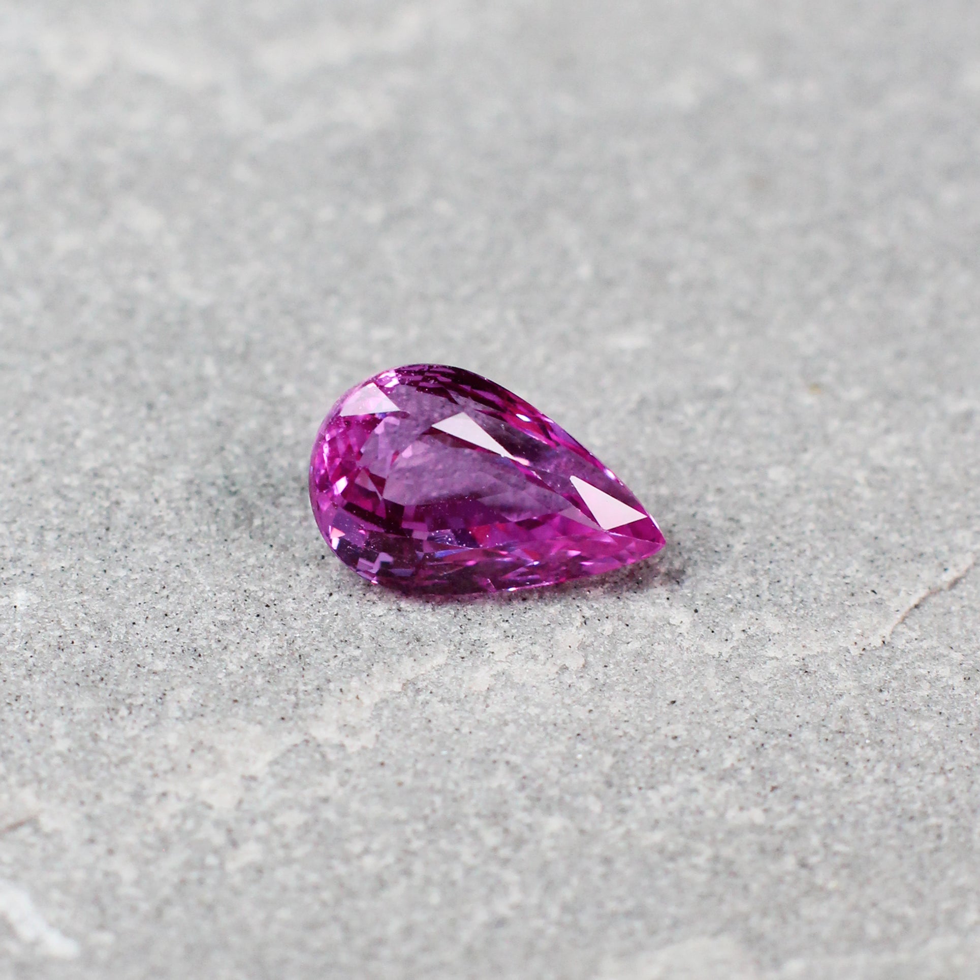 2.01ct Pink, Pear Shape Sapphire, No Heat, Madagascar - 9.26 x 5.89 x 4.57mm