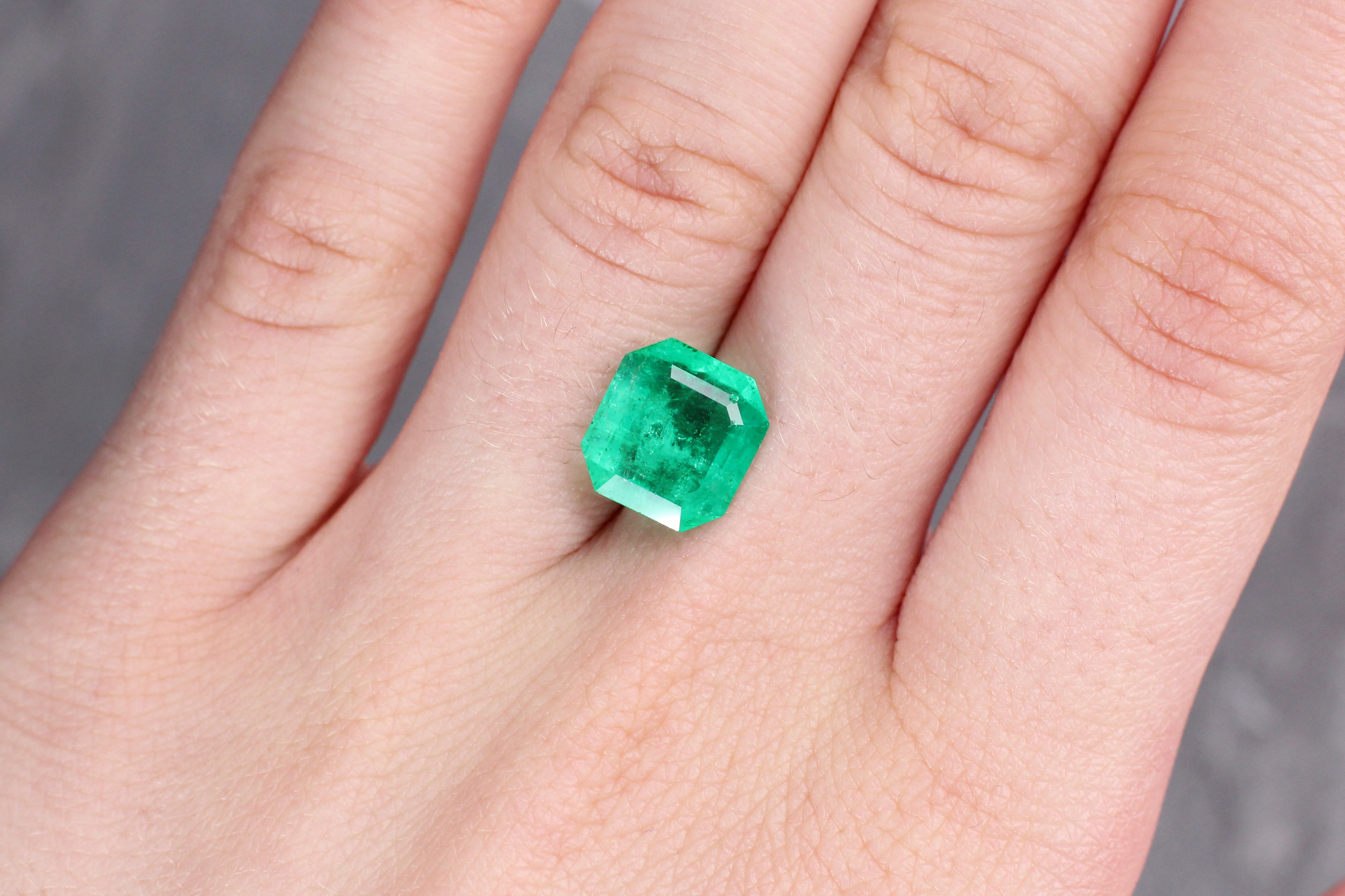 4.17ct Octagon Emerald, Colombia - 10.49 x 9.82 x 5.56mm
